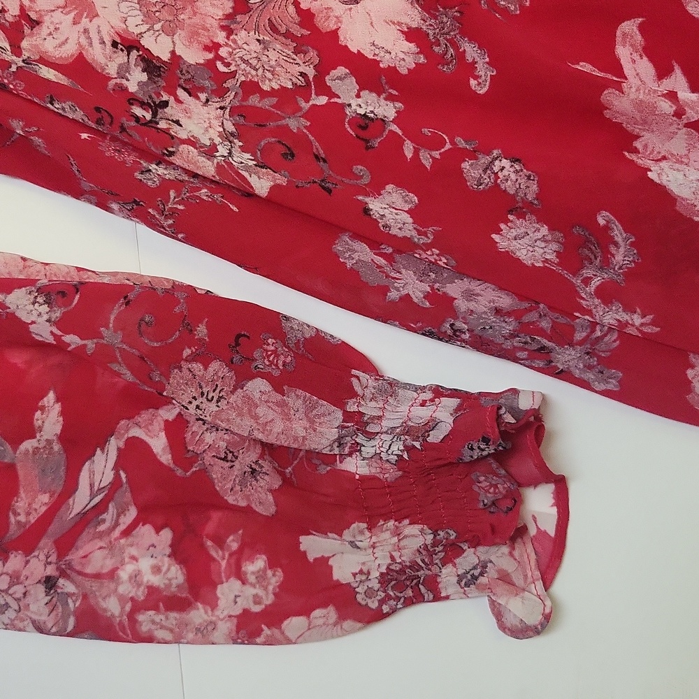 NWT Taylor Floral Bubble sleeve Dress - Picture 4 of 4